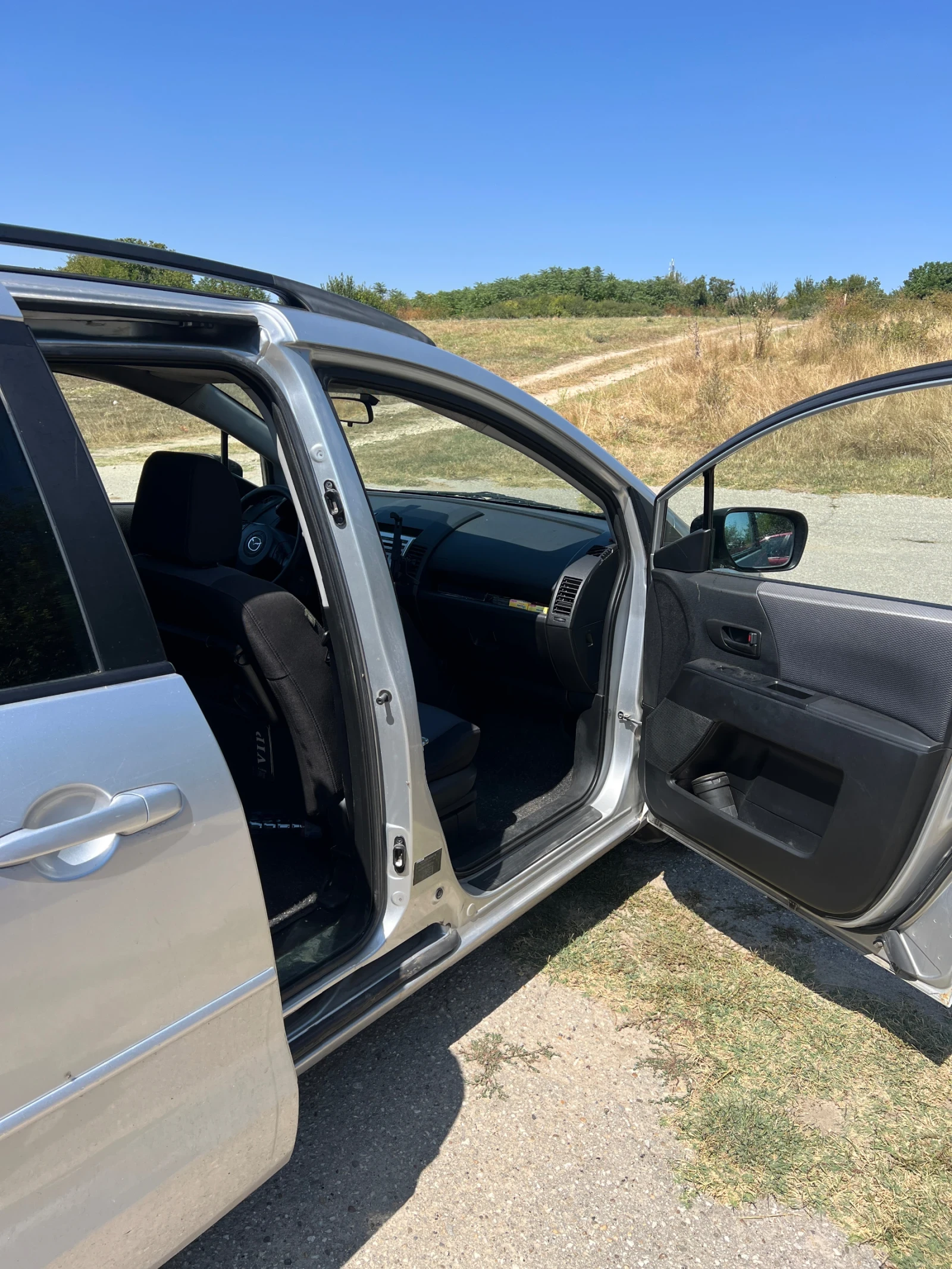 Mazda 5, снимка 4 - Автомобили и джипове - 55904941