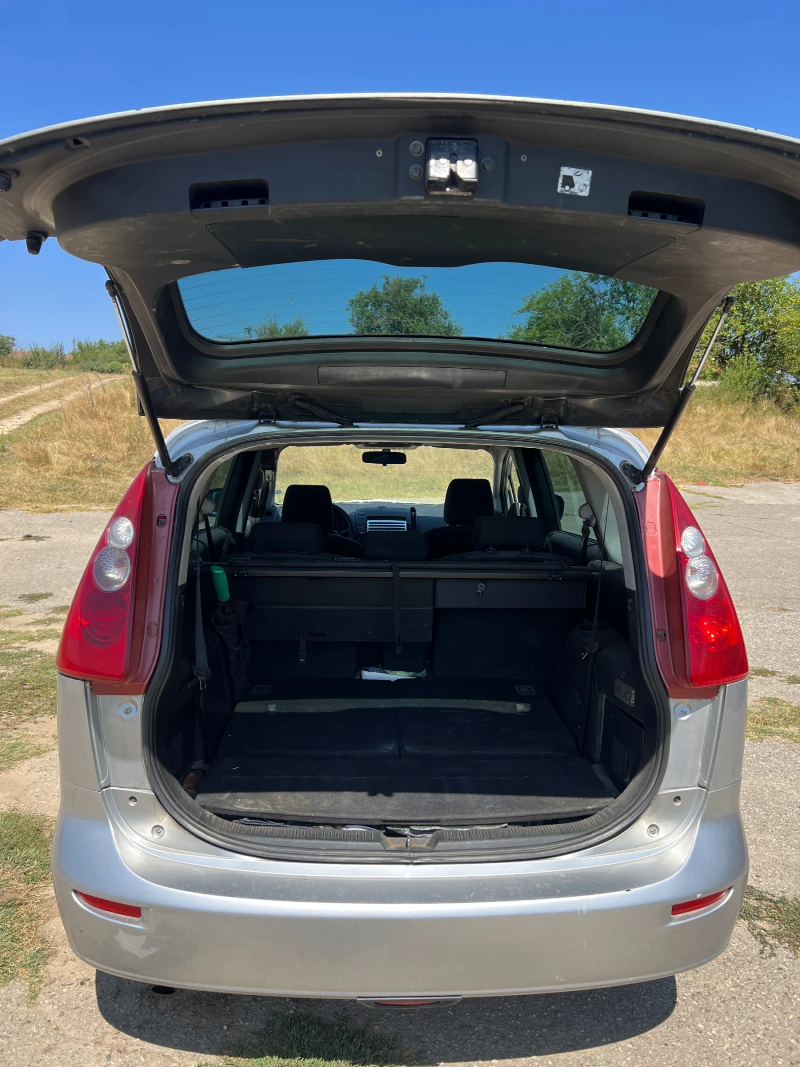 Mazda 5, снимка 7 - Автомобили и джипове - 55904941