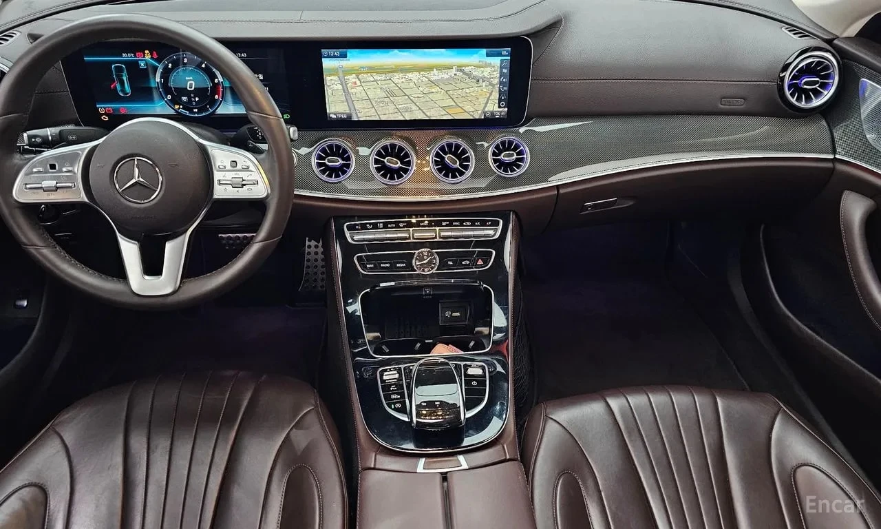 Mercedes-Benz CLS 300  AMG Line, снимка 7 - Автомобили и джипове - 55994217