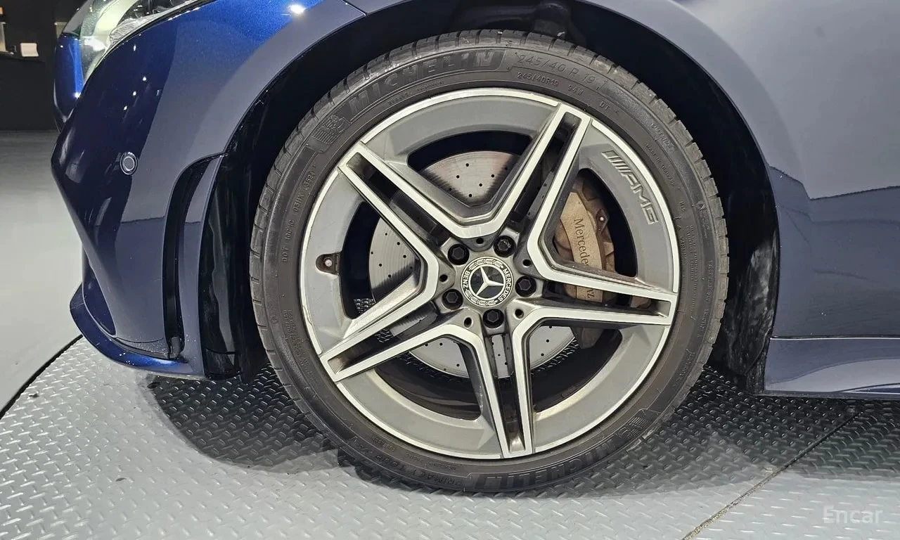 Mercedes-Benz CLS 300  AMG Line, снимка 5 - Автомобили и джипове - 55994217