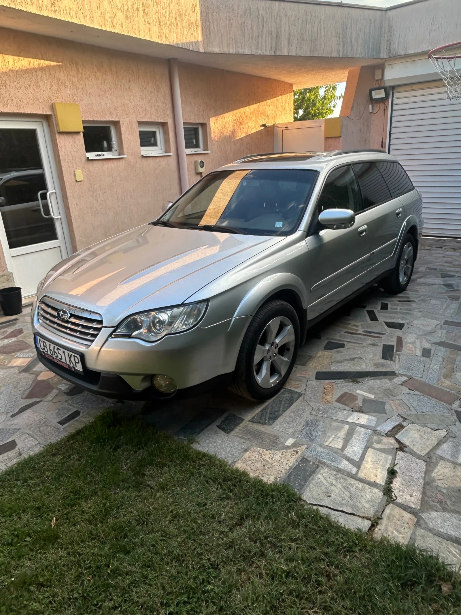 Subaru Outback, снимка 2 - Автомобили и джипове - 56074628