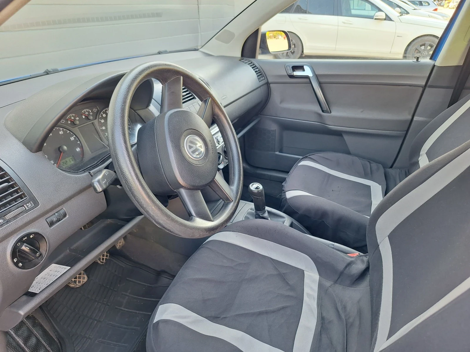 VW Polo, снимка 7 - Автомобили и джипове - 56728541