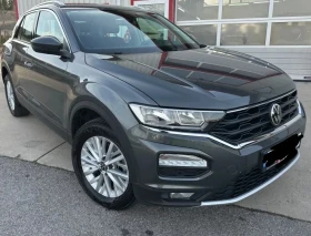 VW T-Roc 1.5 TSI пълна сервизна история!, снимка 1