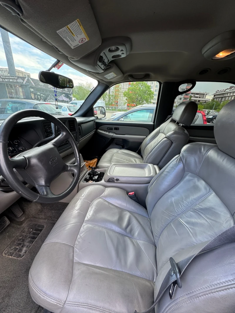 Chevrolet Tahoe 5.3 V8 LT, снимка 9 - Автомобили и джипове - 52452364