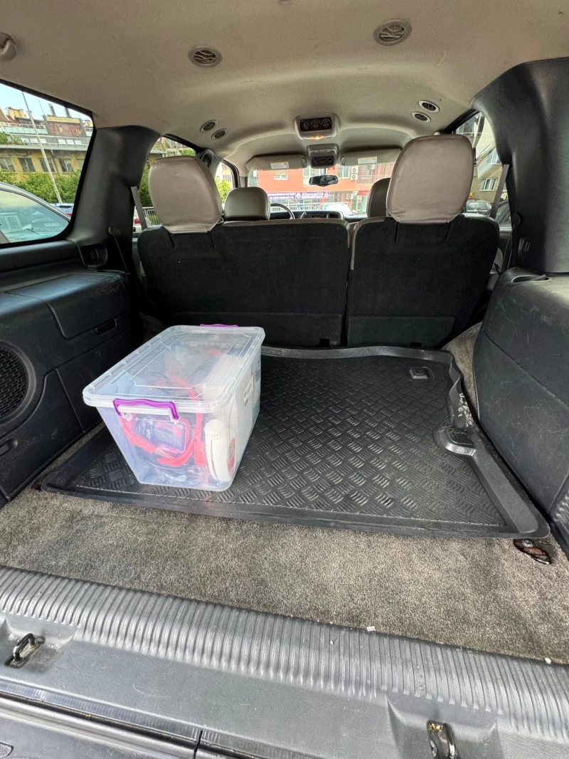 Chevrolet Tahoe 5.3 V8 LT, снимка 12 - Автомобили и джипове - 52452364