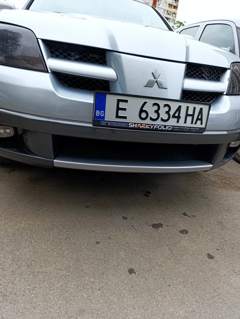 Mitsubishi Outlander 2.4, снимка 10 - Автомобили и джипове - 51537211