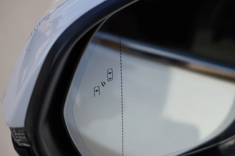 Lexus NX 300h 2.5HYBRID TRI-BEAM LED, 360 Камери, Обдухван115.00, снимка 17 - Автомобили и джипове - 52009691