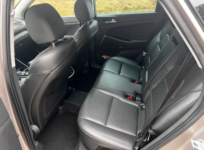 Hyundai Tucson 4х4 PREMIUM, снимка 11 - Автомобили и джипове - 52064814
