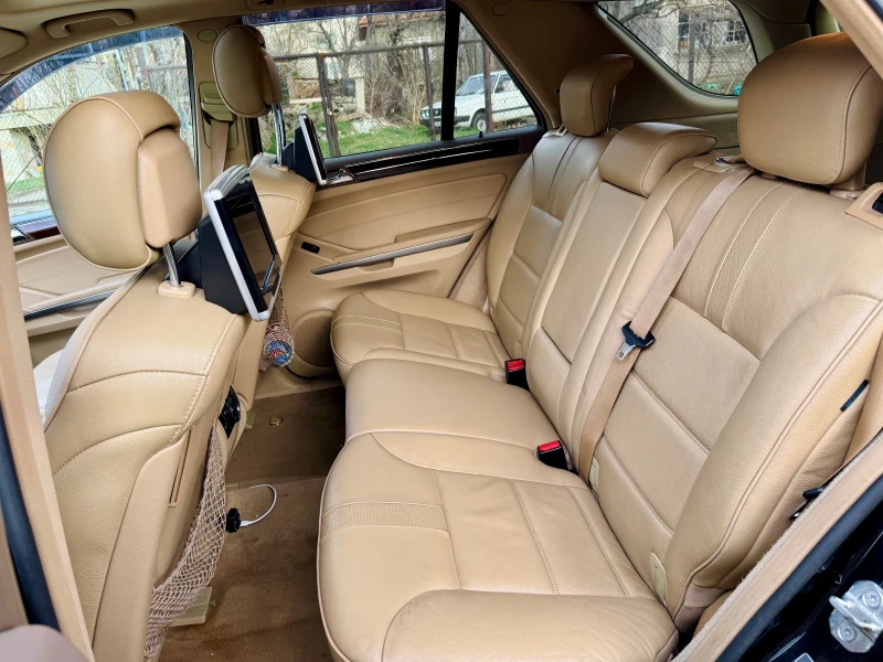 Mercedes-Benz ML 350, снимка 13 - Автомобили и джипове - 52679010