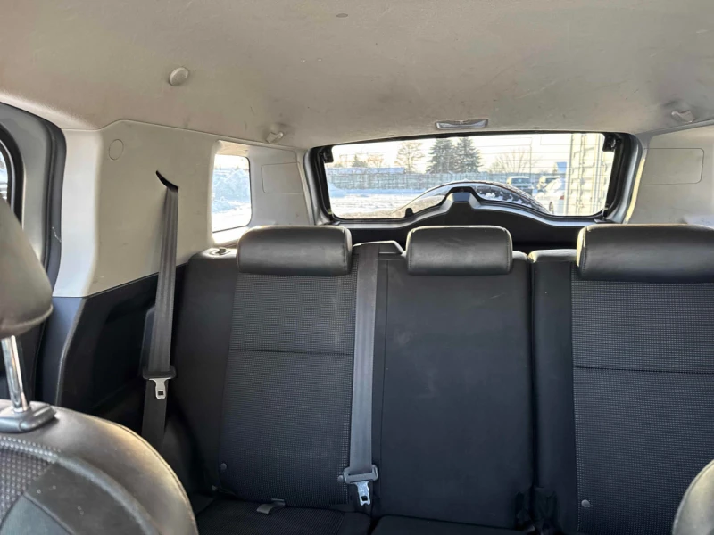 Toyota Fj cruiser CARFAX* АВТОФИНАНСИРАНЕ БЕЗ ПЪРВОНАЧАЛНА ВНОСКА, снимка 12 - Автомобили и джипове - 52962754