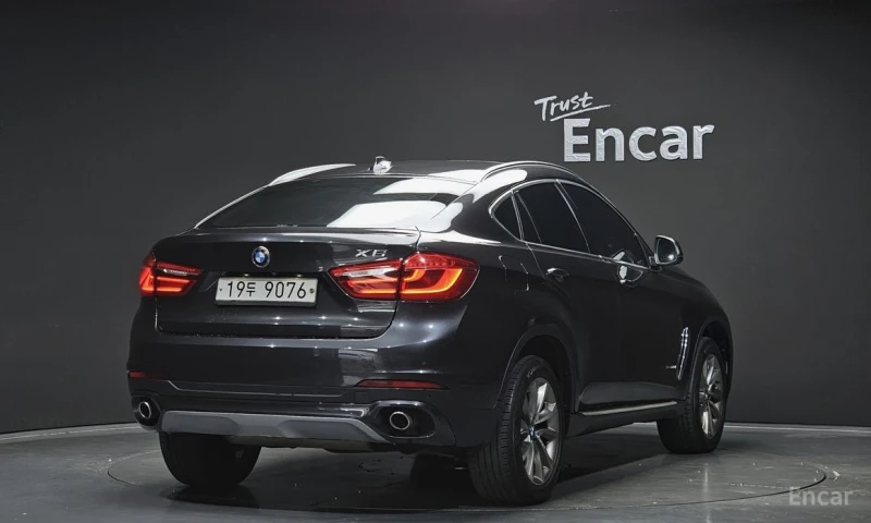 BMW X6, снимка 2 - Автомобили и джипове - 53292457