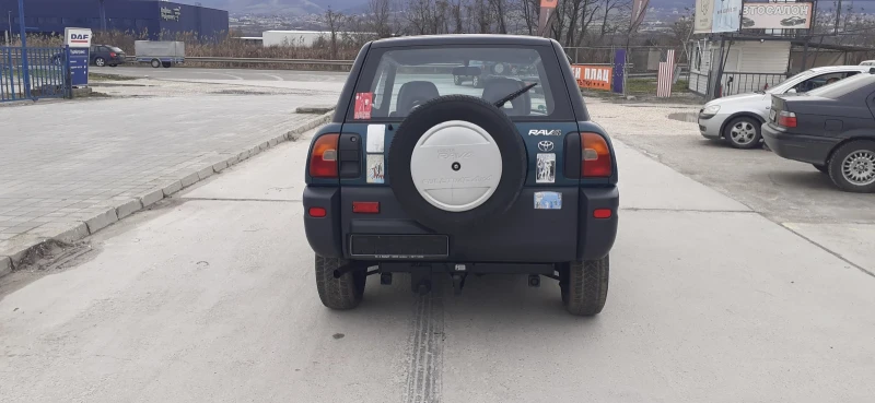 Toyota Rav4 2.0 i 129 k.c. 4х4, снимка 4 - Автомобили и джипове - 53476398