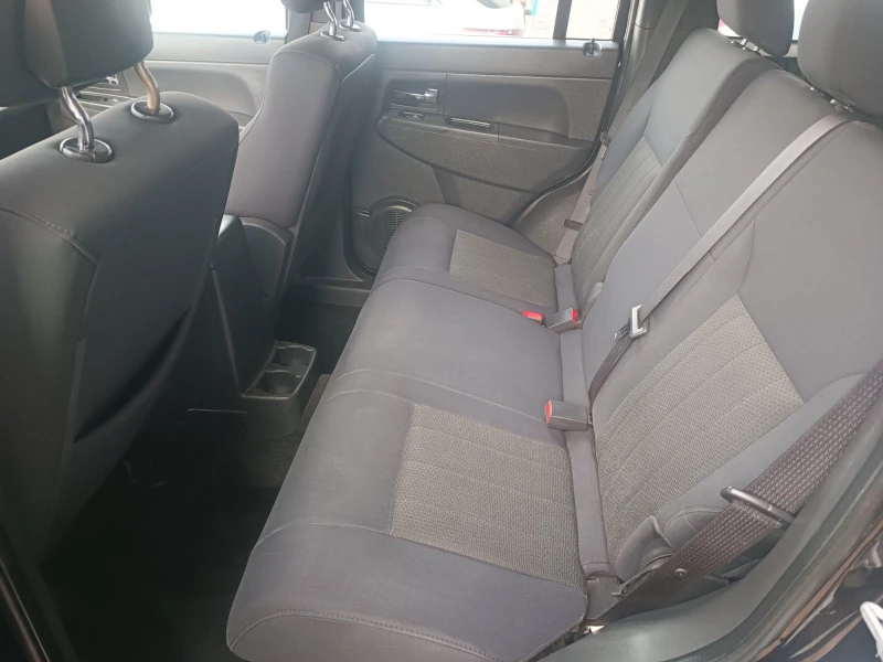 Jeep Cherokee IV 2.8CRD, снимка 11 - Автомобили и джипове - 53481961