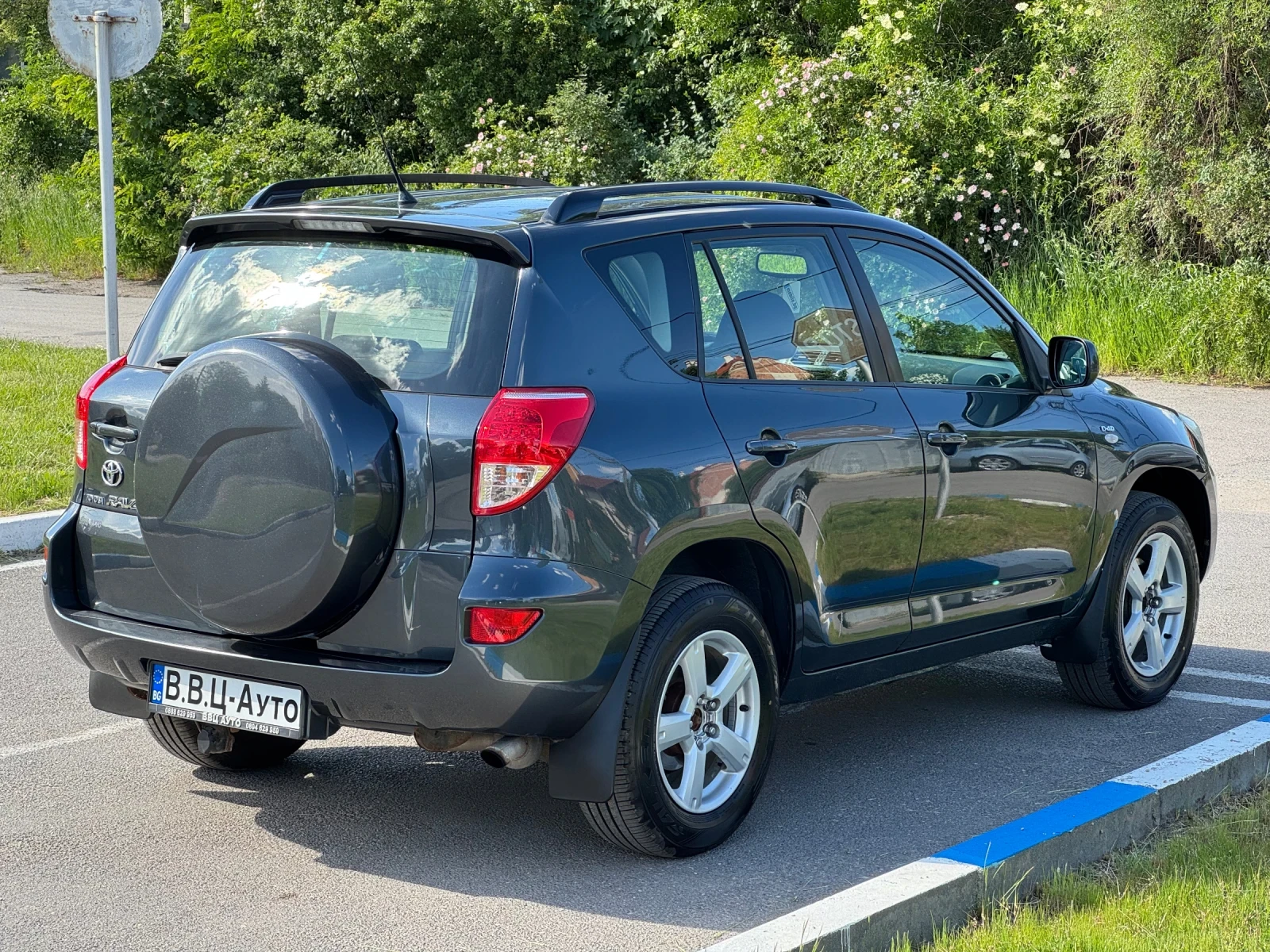 Toyota Rav4 D4D - изображение 4