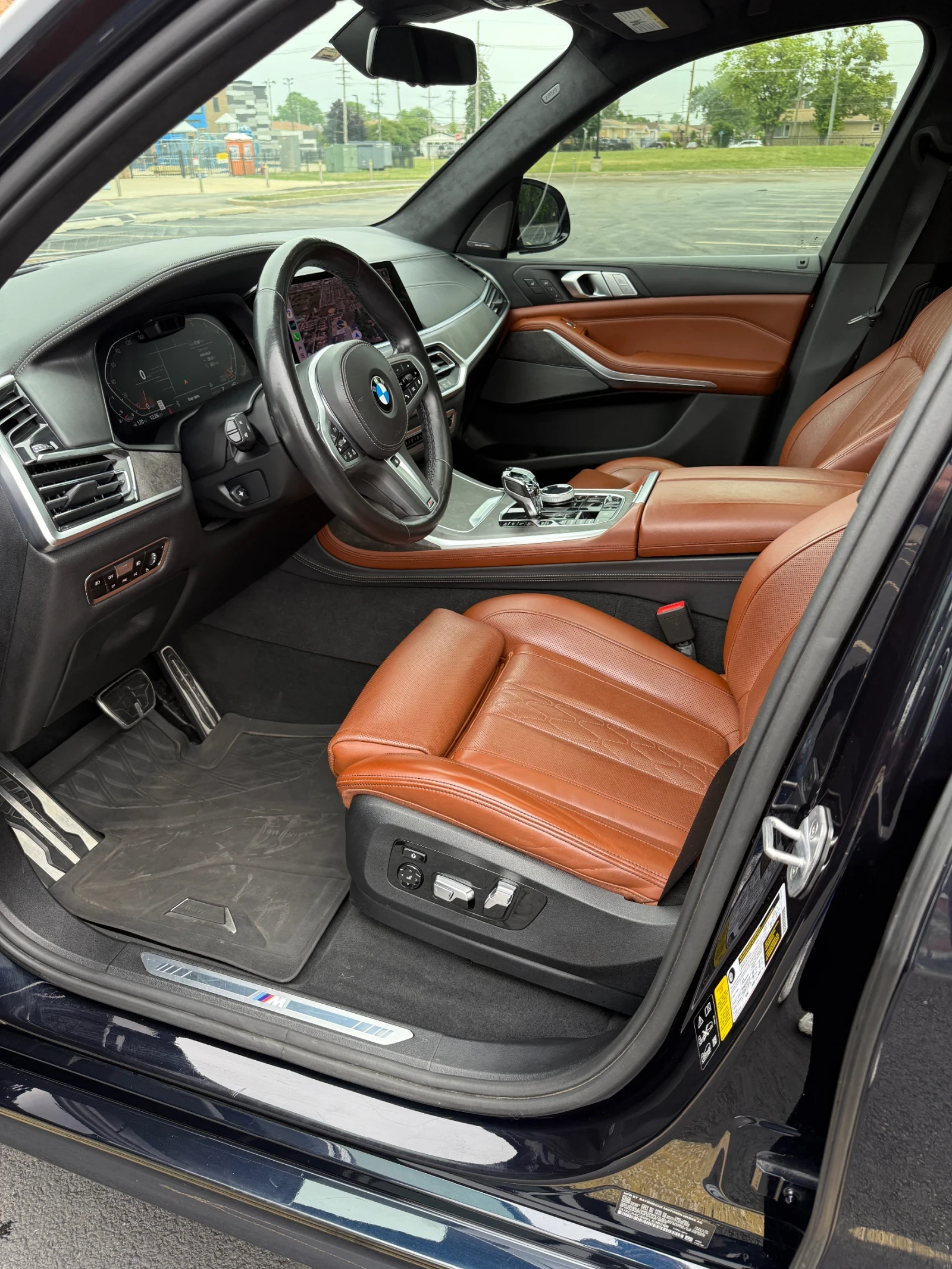 BMW X7 Xdrive 50i M-Sport Individual  - изображение 8