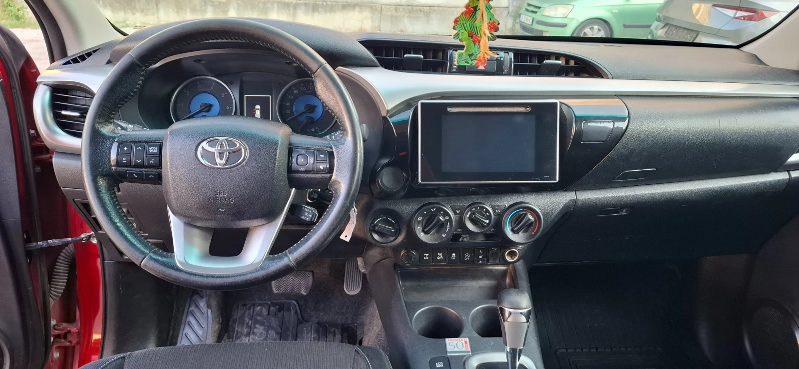 Toyota Hilux Double Cab.2.4 D-4D 150 ШВЕЙЦАРИЯ - изображение 9