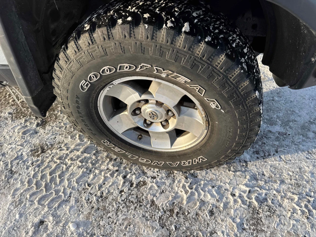 Toyota Fj cruiser CARFAX* ��������������� ��� ������������ ������ | Mobile.bg � ����������� 7