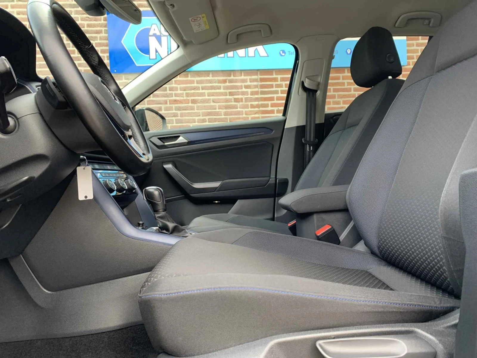 VW T-Roc 1.5 TSI ����� �������� �������! | Mobile.bg � ����������� 6