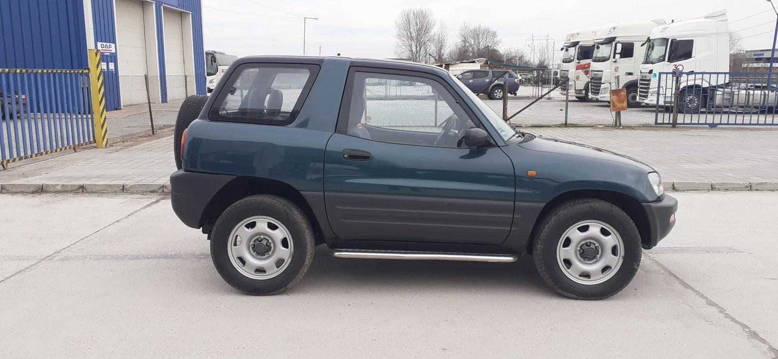 Toyota Rav4 2.0 i 129 k.c. 4х4 - изображение 2