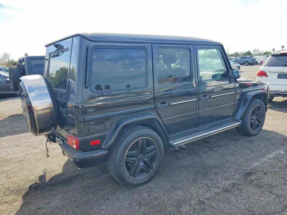 Mercedes-Benz G 63 AMG MATIC* Premium Audio* Keyless* КОЖА* ПОДГРЕВ - изображение 3