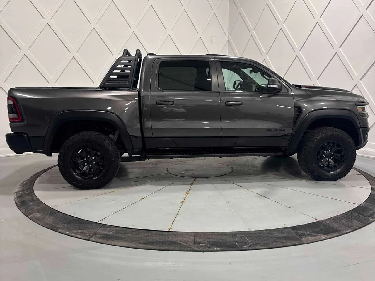 Dodge RAM 1500 TRX  CARFAX, снимка 3 - Автомобили и джипове - 53827199