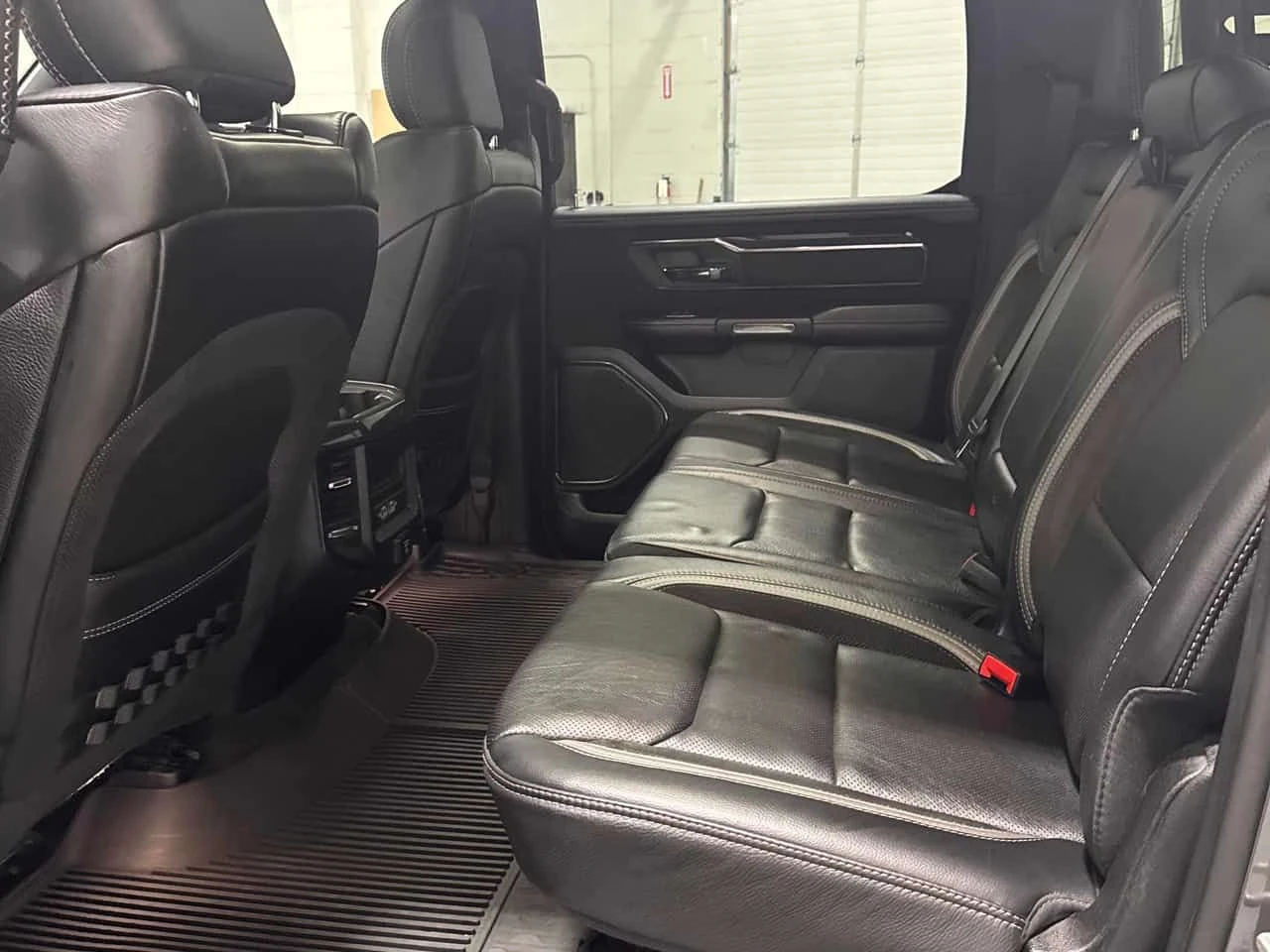 Dodge RAM 1500 TRX  CARFAX, снимка 11 - Автомобили и джипове - 53827199