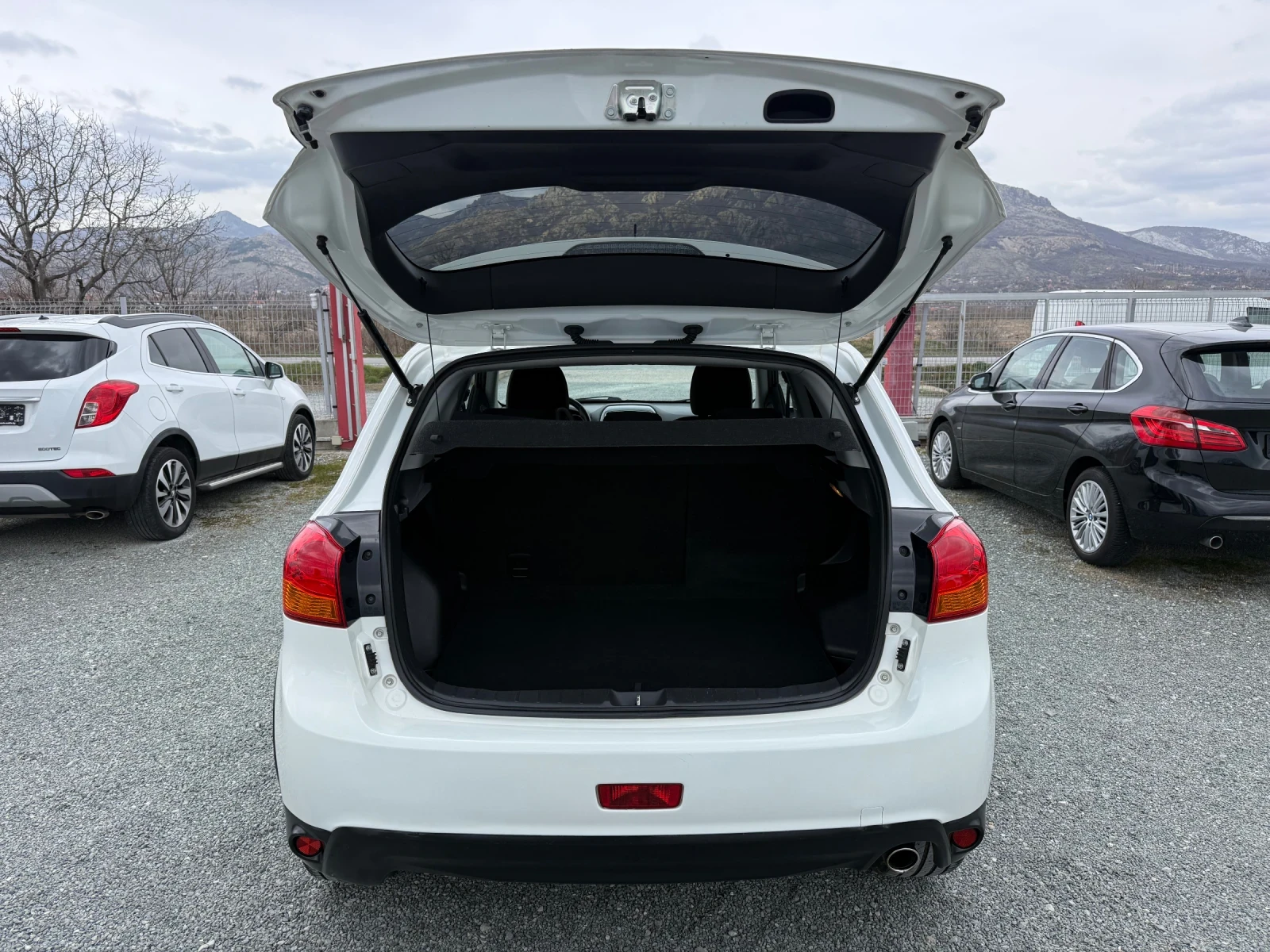 Mitsubishi ASX (KATO НОВА), снимка 13 - Автомобили и джипове - 53888580