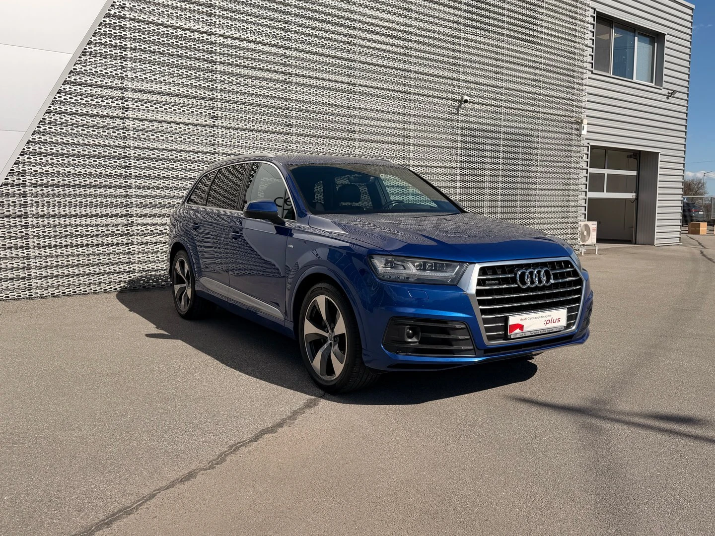 Audi Q7, снимка 2 - Автомобили и джипове - 56421270