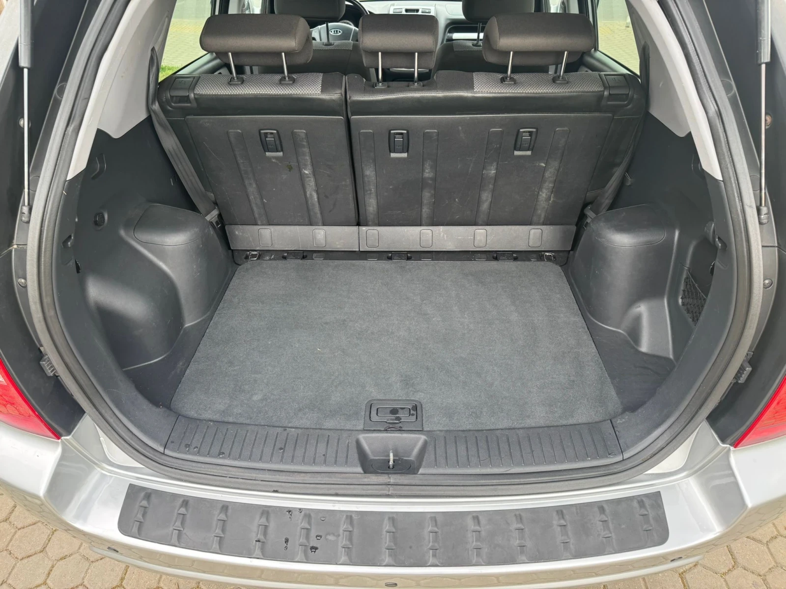 Kia Sportage 2.0CRDi/4x4, снимка 15 - Автомобили и джипове - 54463589