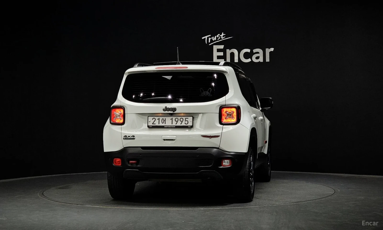 Jeep Renegade, снимка 4 - Автомобили и джипове - 54553863