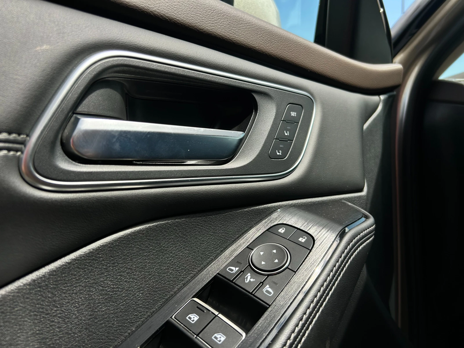 Nissan X-trail E-4orce Tekna Plus 4x4, снимка 6 - Автомобили и джипове - 55442040
