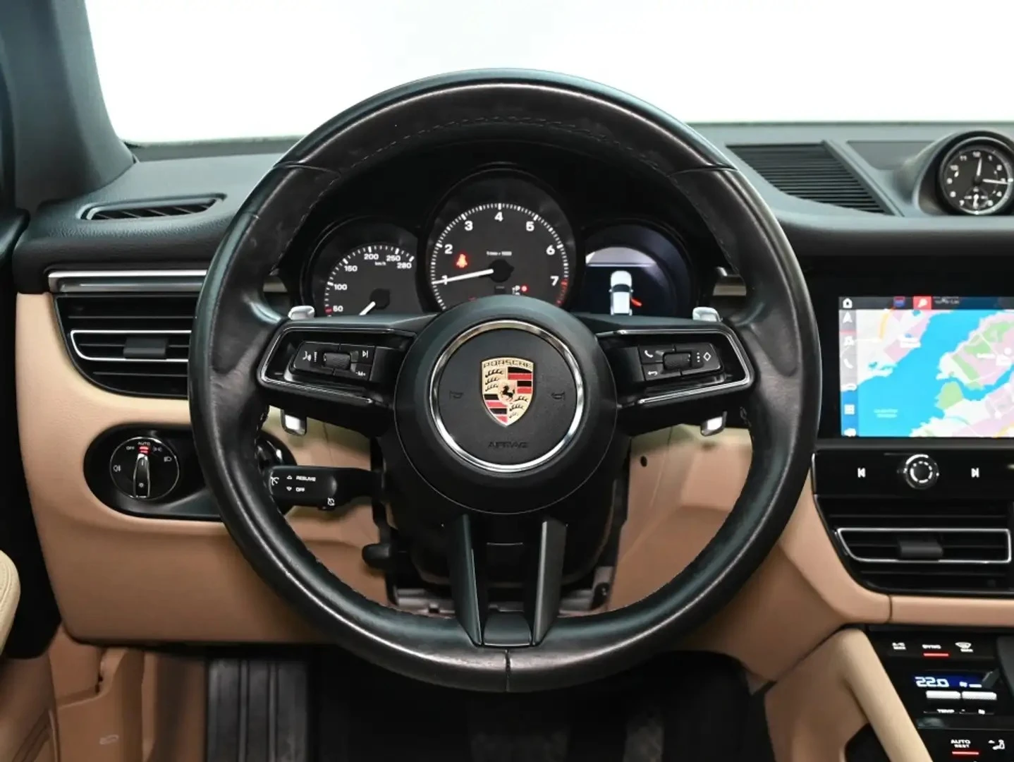 Porsche Macan PREMIUM PLUS PKG ЦЕНА ДО БЪЛГАРИЯ АВТОКРЕДИТ, снимка 13 - Автомобили и джипове - 55504134