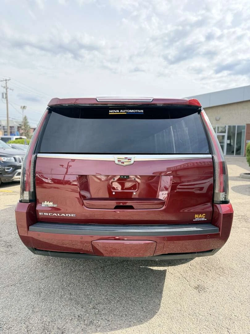 Cadillac Escalade, снимка 7 - Автомобили и джипове - 56020996