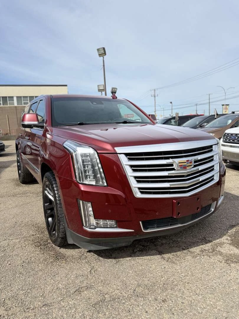 Cadillac Escalade, снимка 3 - Автомобили и джипове - 56020996