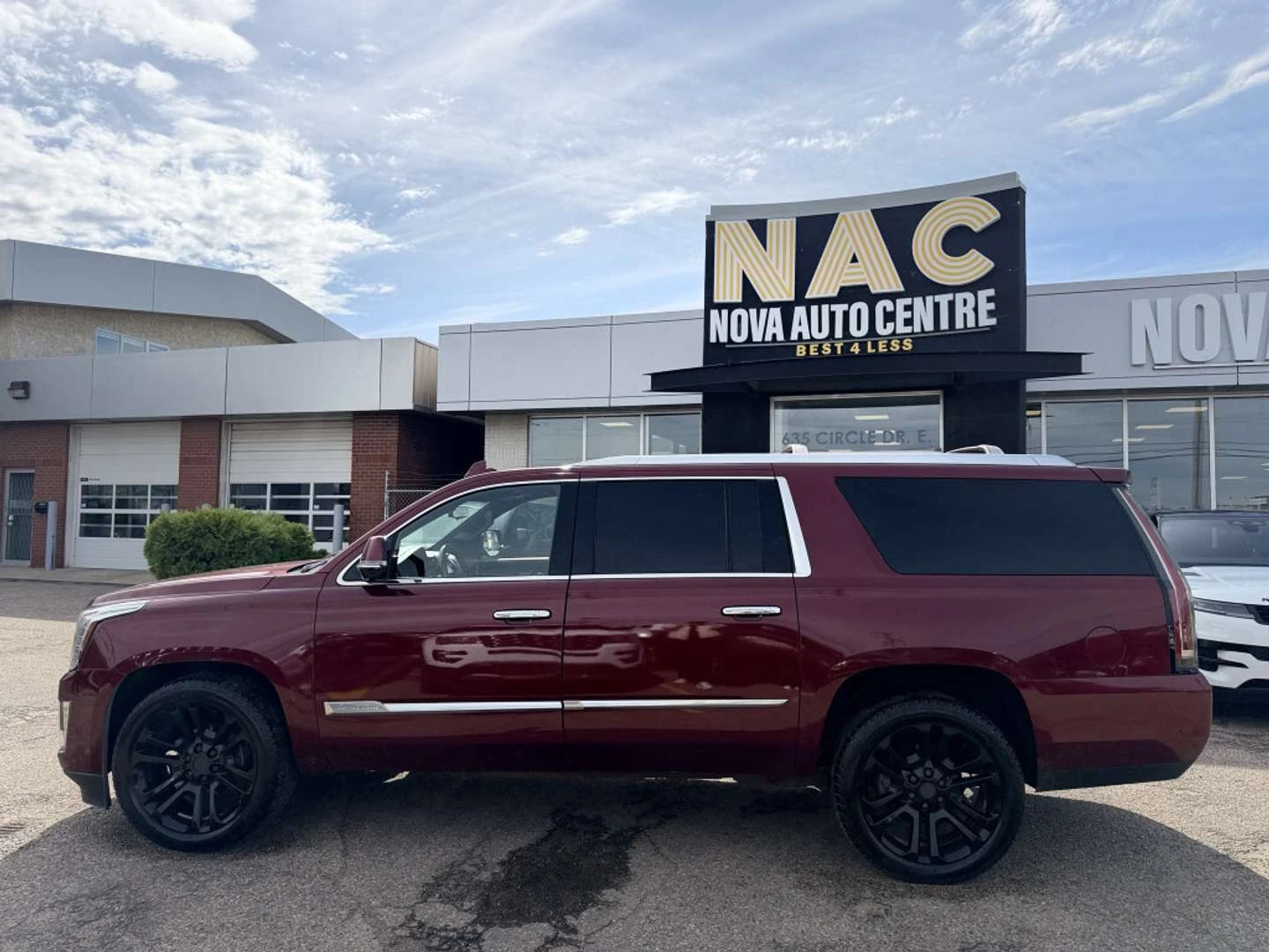 Cadillac Escalade, снимка 9 - Автомобили и джипове - 56020996