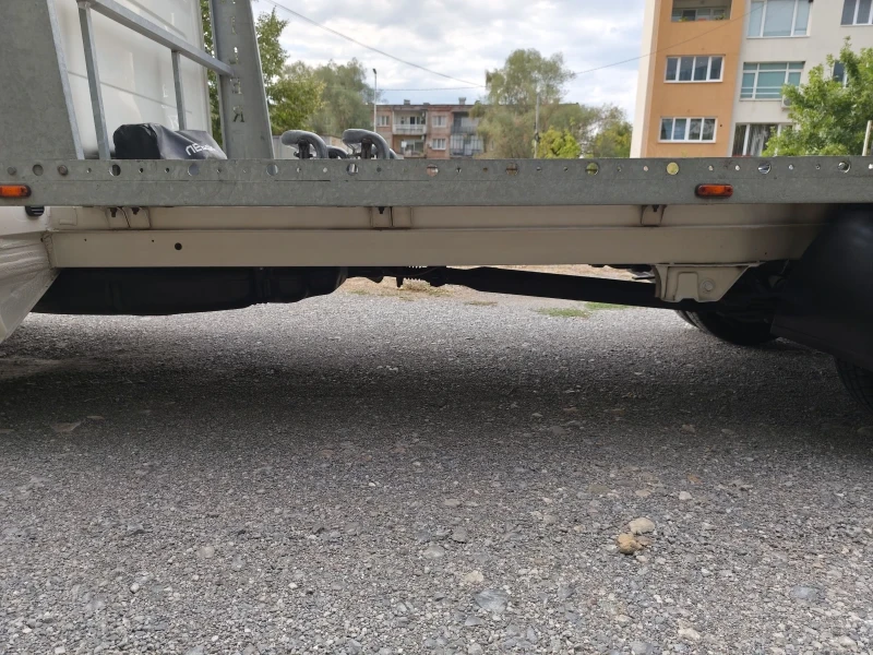 VW Crafter 2.5 136kc, снимка 11 - Бусове и автобуси - 52679471