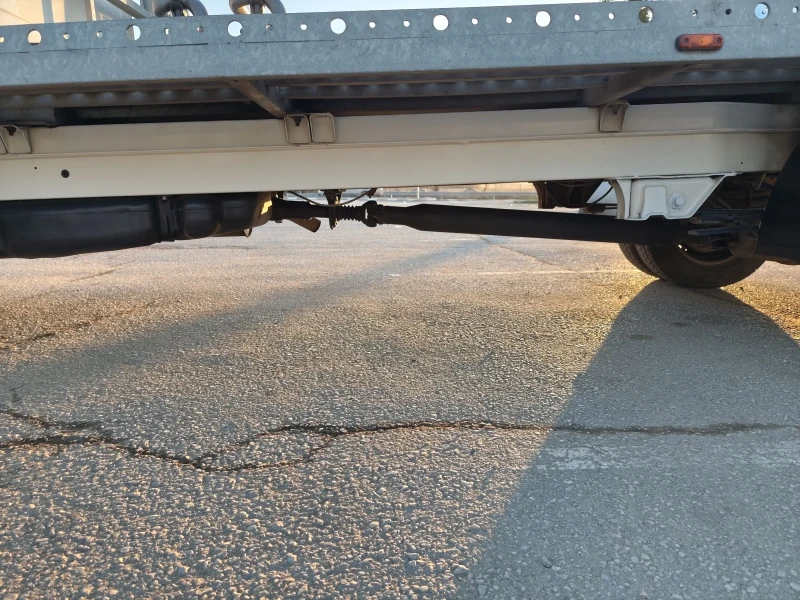 VW Crafter 2.5 136kc, снимка 10 - Бусове и автобуси - 52831788