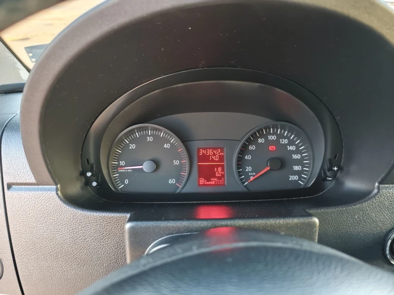 VW Crafter 2.5 136kc, снимка 15 - Бусове и автобуси - 52831788