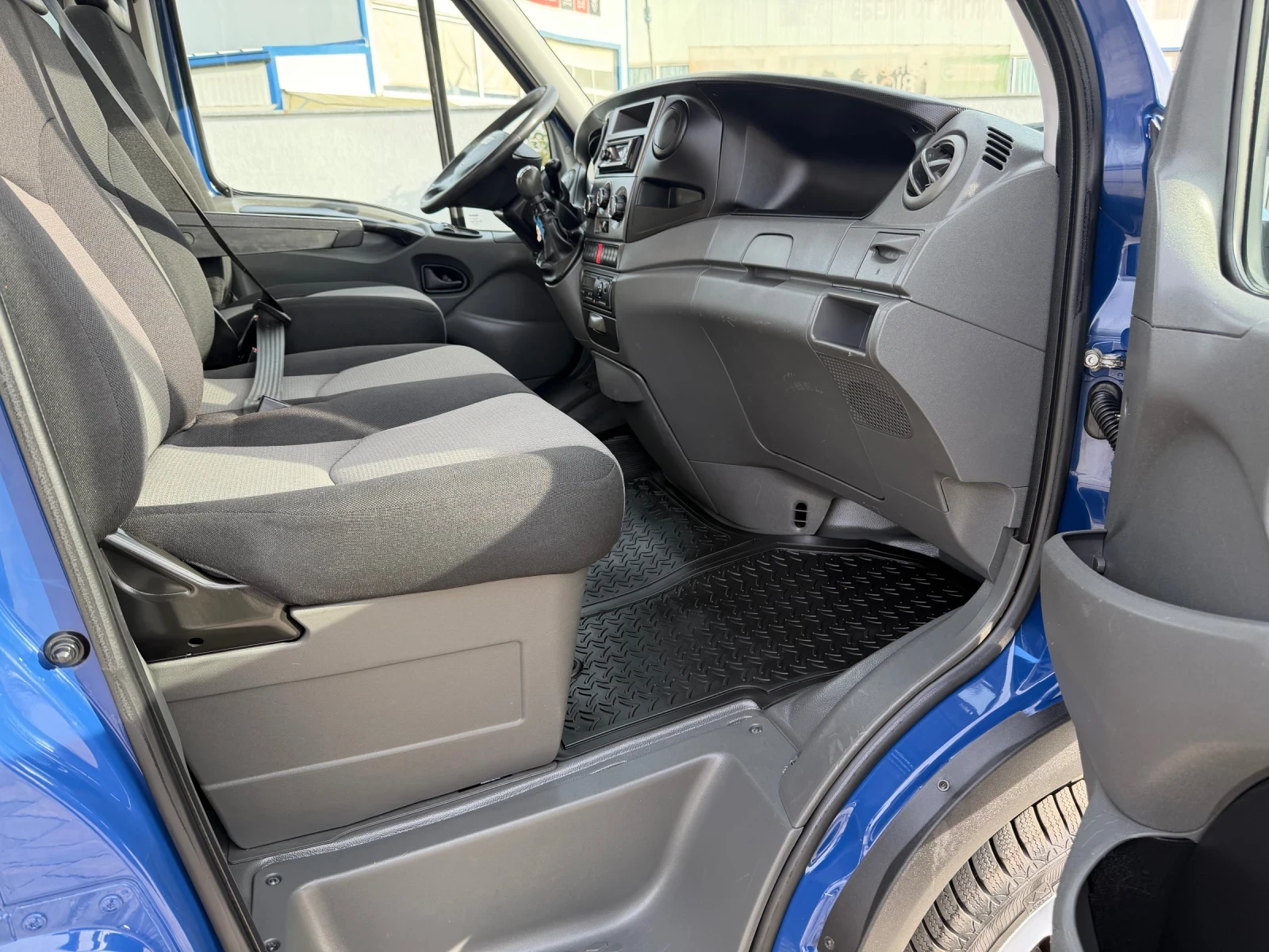 Iveco Daily 50�17 �� 3, 5 ���� | Mobile.bg � ����������� 10