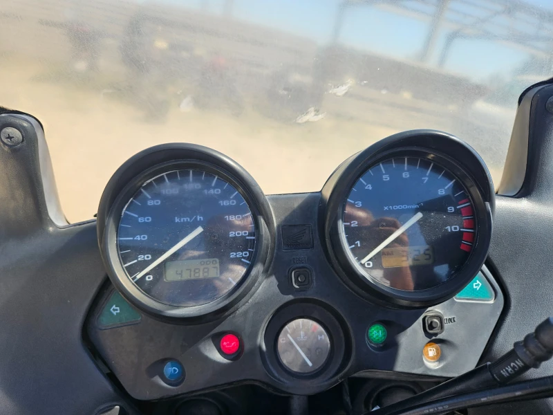 Honda Varadero Лизинг Бартер, снимка 7 - Мотоциклети и мототехника - 50802940