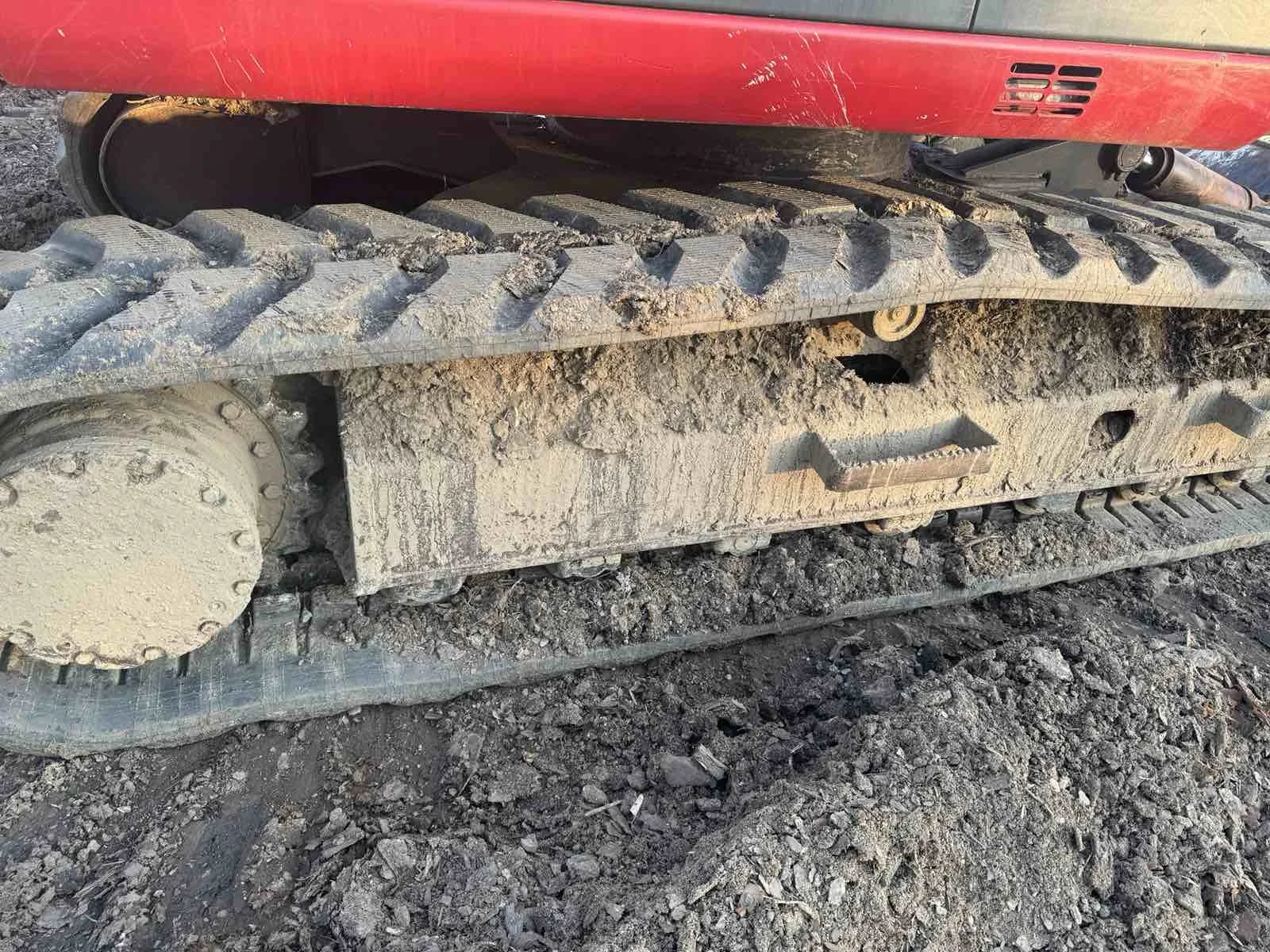 Багер Takeuchi TB1140, снимка 4 - Индустриална техника - 53989010