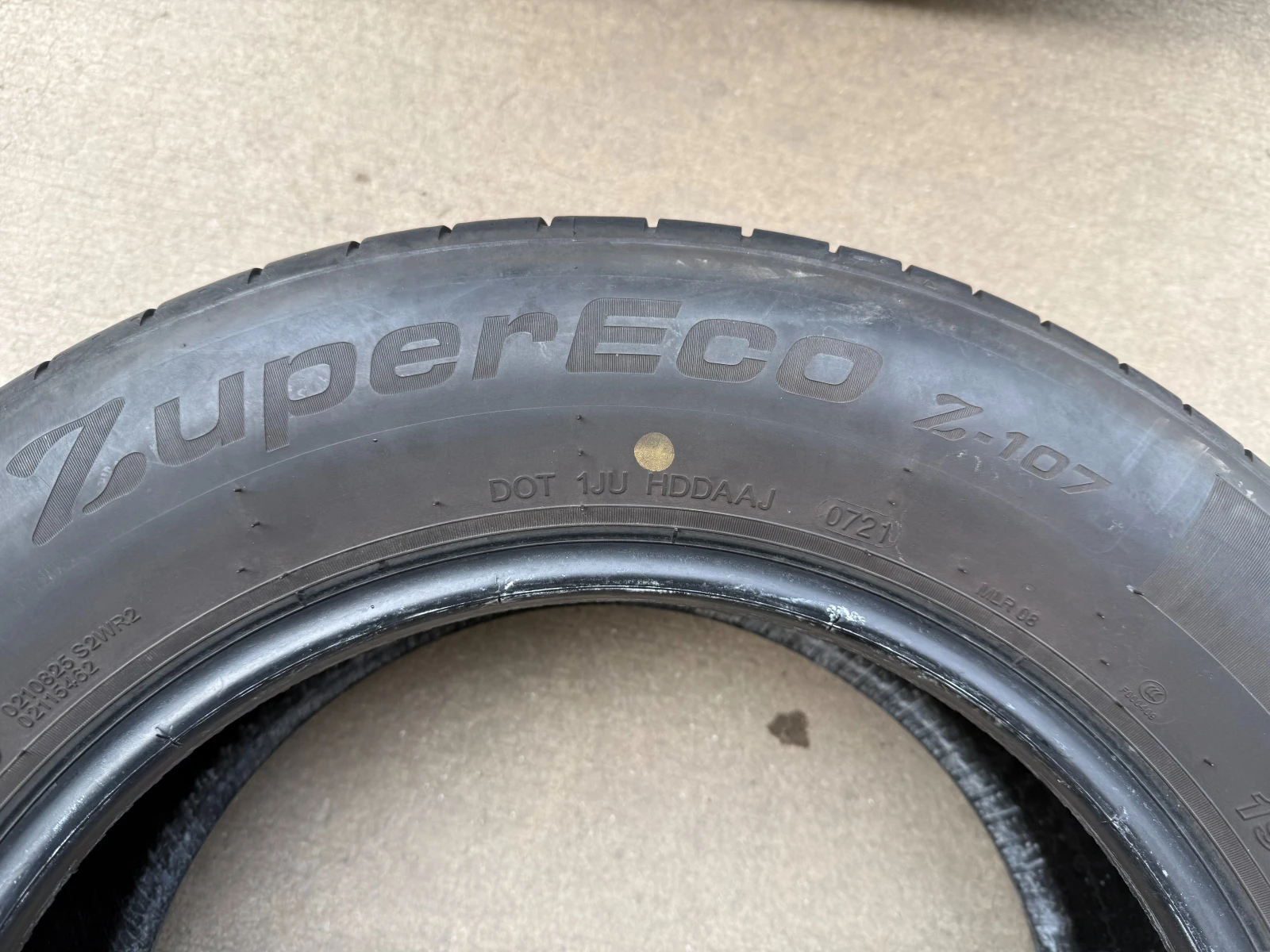 Гуми Летни 195/65R15, снимка 8 - Гуми и джанти - 53987515