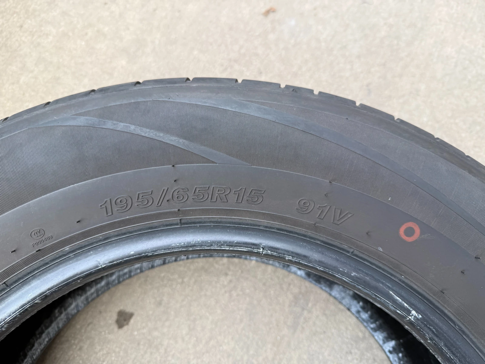 Гуми Летни 195/65R15, снимка 9 - Гуми и джанти - 53987515