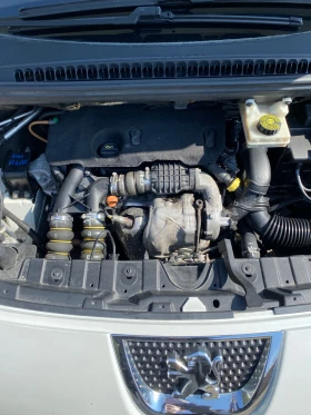 Peugeot 3008 1.6 HDi, снимка 17