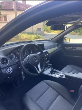Mercedes-Benz C 300, снимка 3