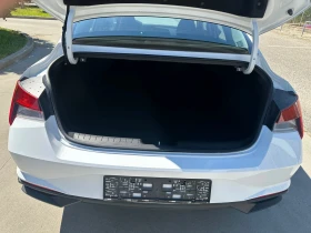 Hyundai Elantra 43000км!!! - 15900 € / 31097.70 лв. - 76108777 5