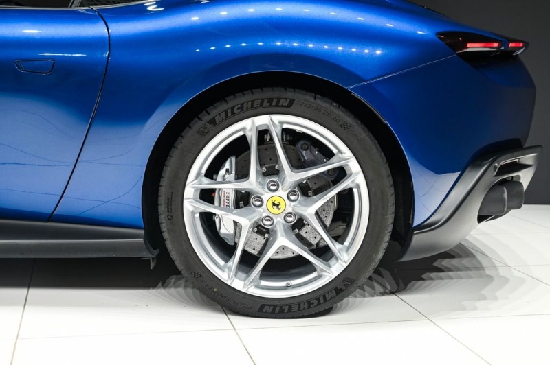 Ferrari Roma 3.9 V8/ MAGNERIDE/ CERAMIC/ MATRIX/ JBL/ 360/, снимка 4 - Автомобили и джипове - 45873358