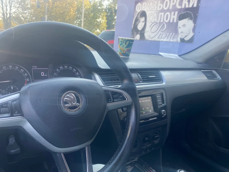 Skoda Rapid 1.6, снимка 6 - Автомобили и джипове - 48819574