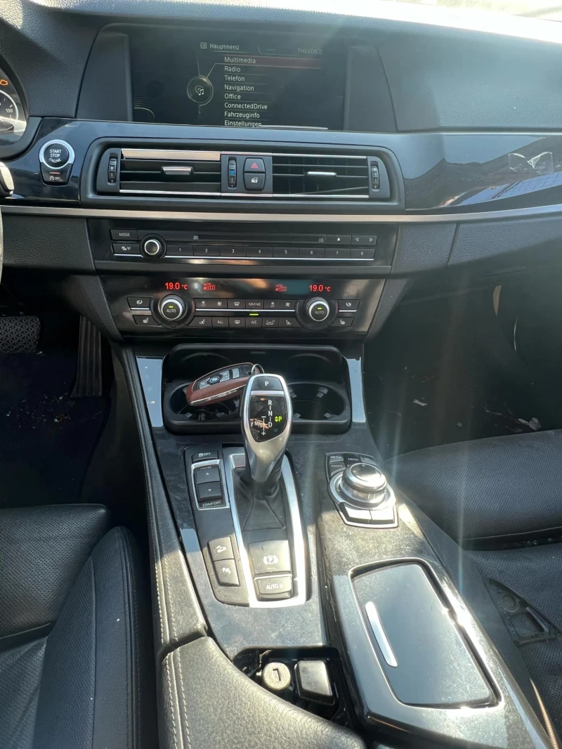 BMW 525 F10 XDRIVE, снимка 11 - Автомобили и джипове - 48470625