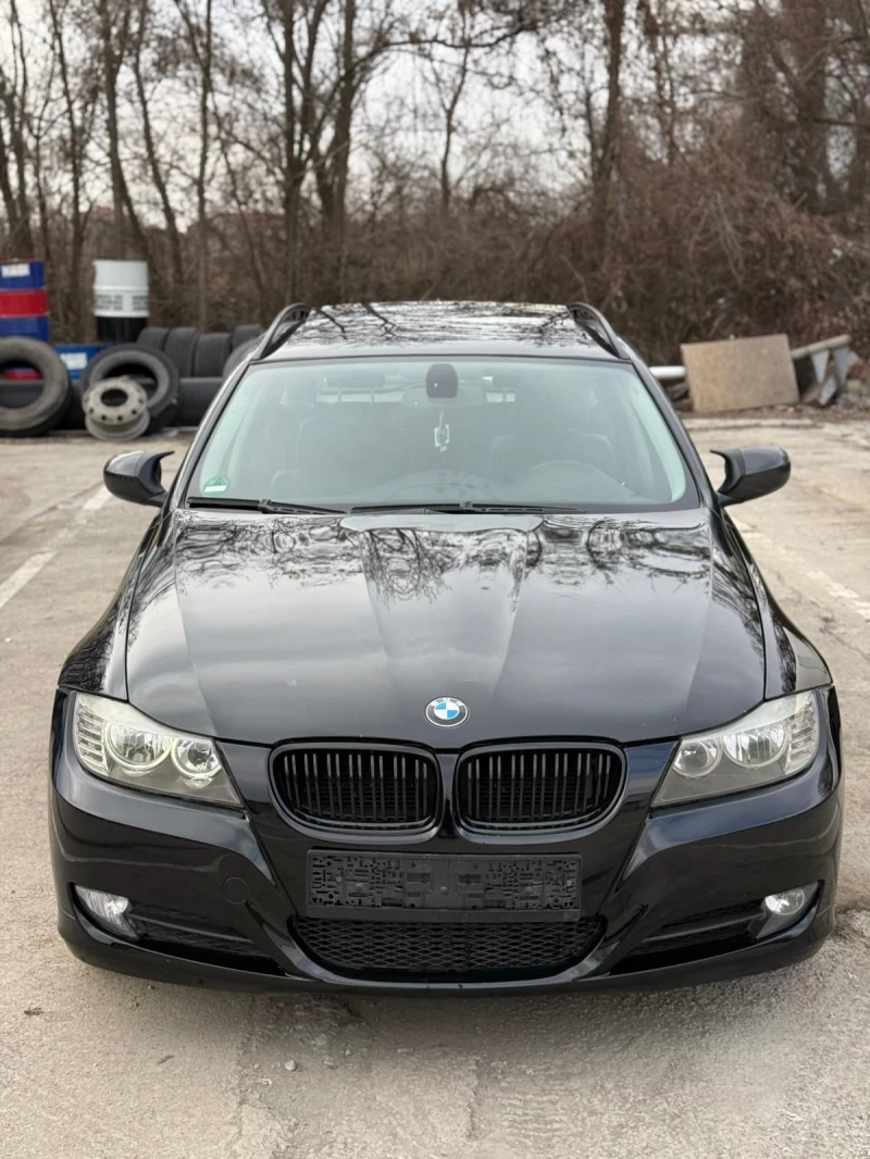 BMW 320, снимка 1 - Автомобили и джипове - 49034911